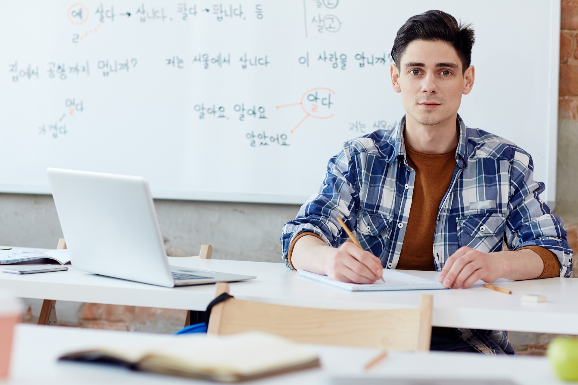 GMAT vs CAT: Key Differences, Cost, Scope & Career Impact