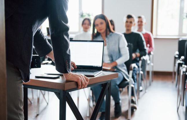 Strategies to Achieve Competitive GMAT Scores