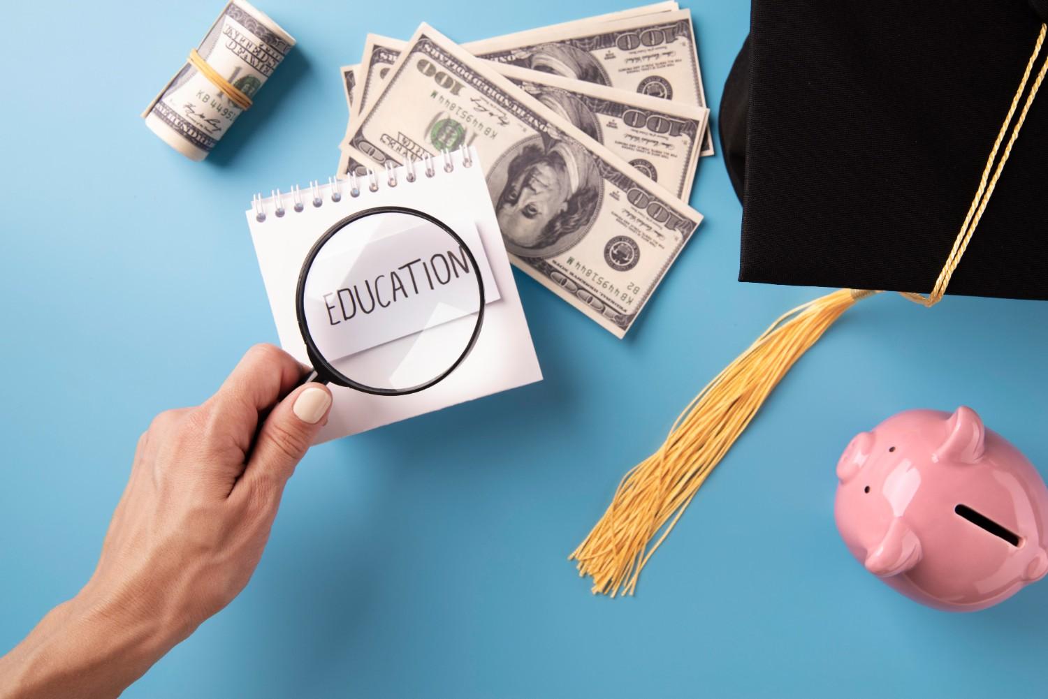 Scholarships and Financial Aid – Wharton MBA vs Harvard MBA
