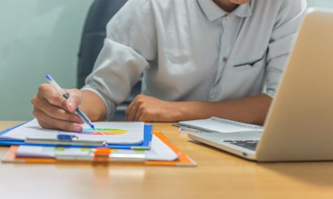 Strategies to Achieve a Competitive GMAT Score