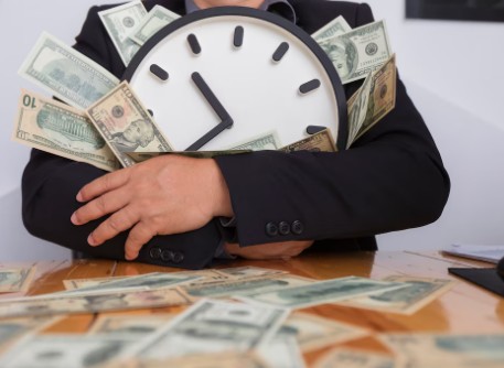 Factors That Influence Michigan Ross MFin Salary