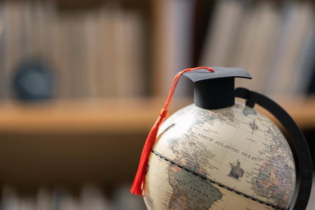 Monash MiM class profile 2026 showing global student diversity and management education