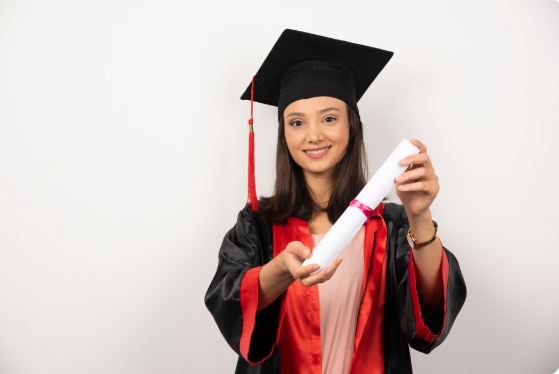 Top Ivy League Schools Offering MBA Scholarships