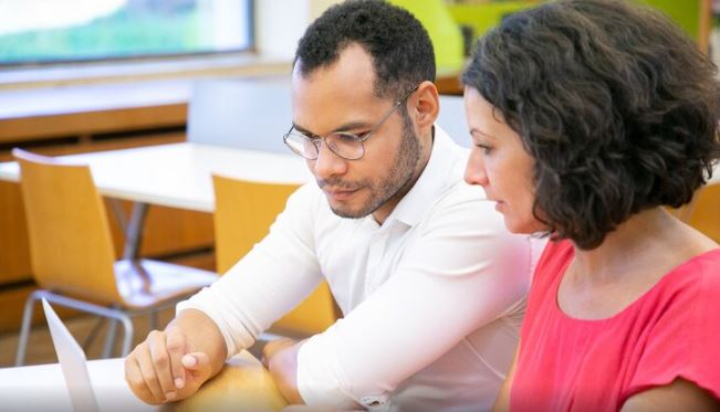 Curriculum and Specializations in Master in Finance Programs