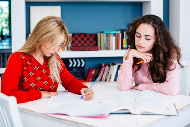 Why Choose a GMAT Verbal Tutor for Your Prep?